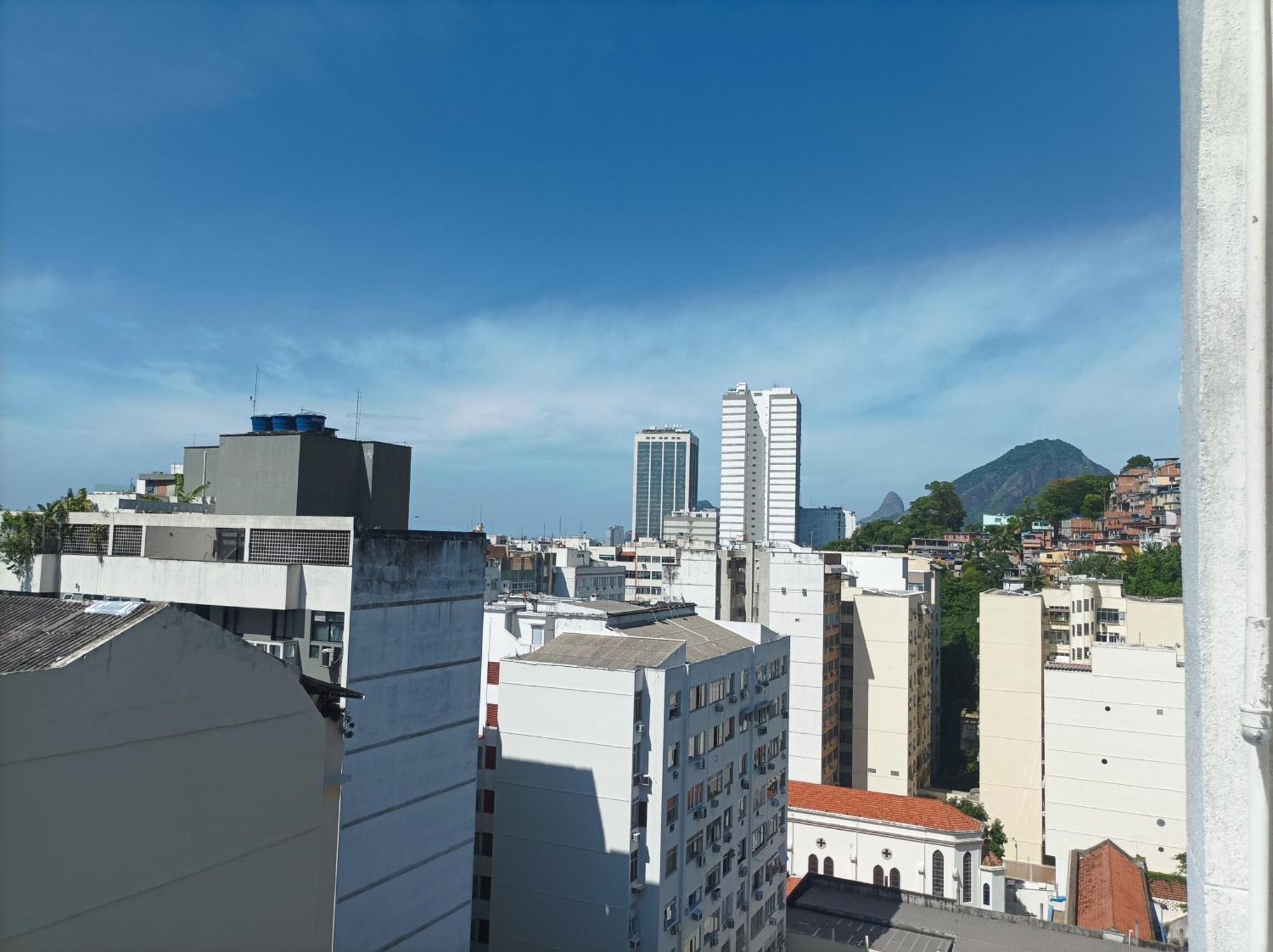 In Leme *